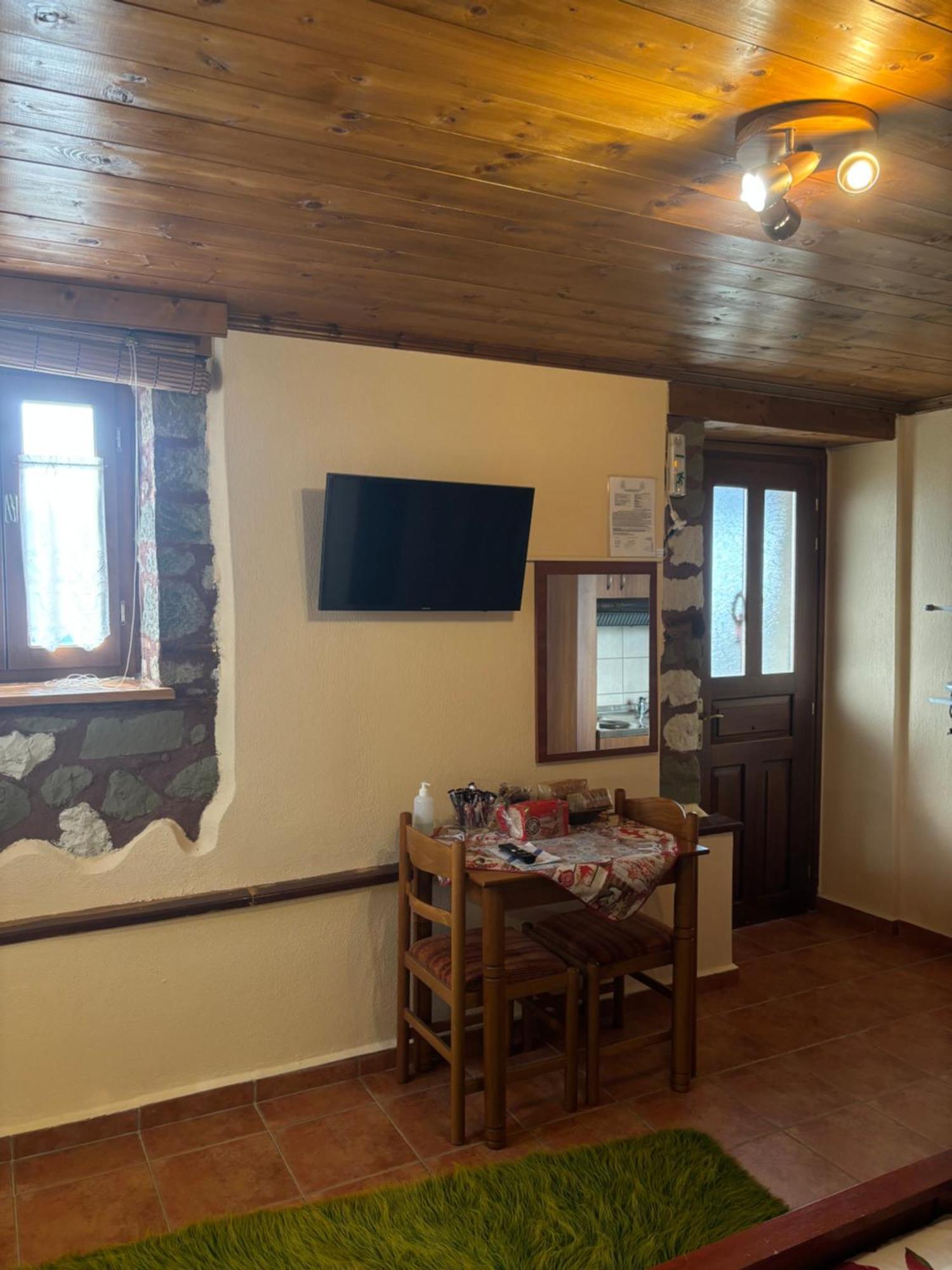 Πέτρινο Όραμα Hotel Kotronion  Exterior foto